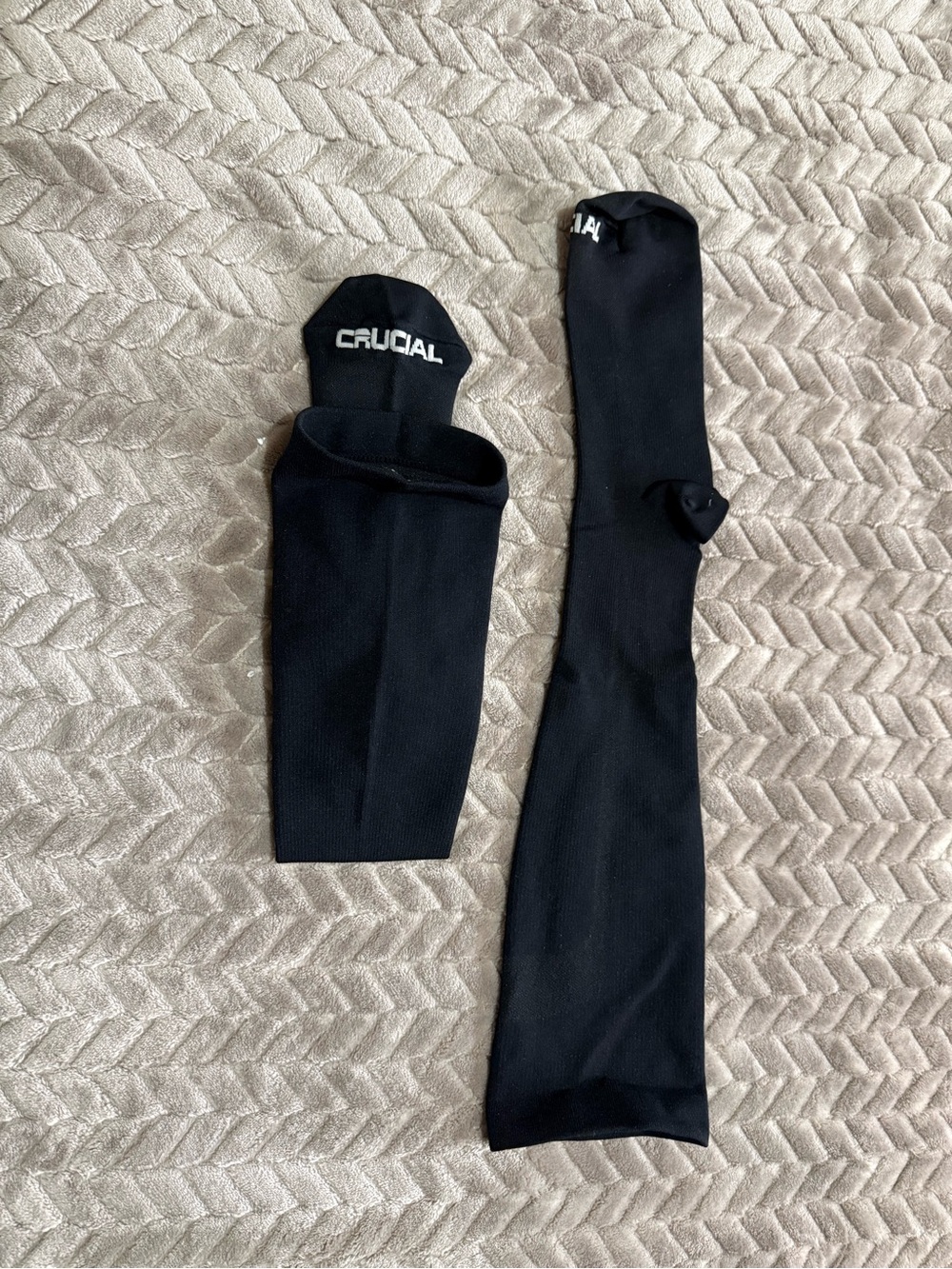 Crucial Black Men's/Women’s Compression Socks 1 pair XXL